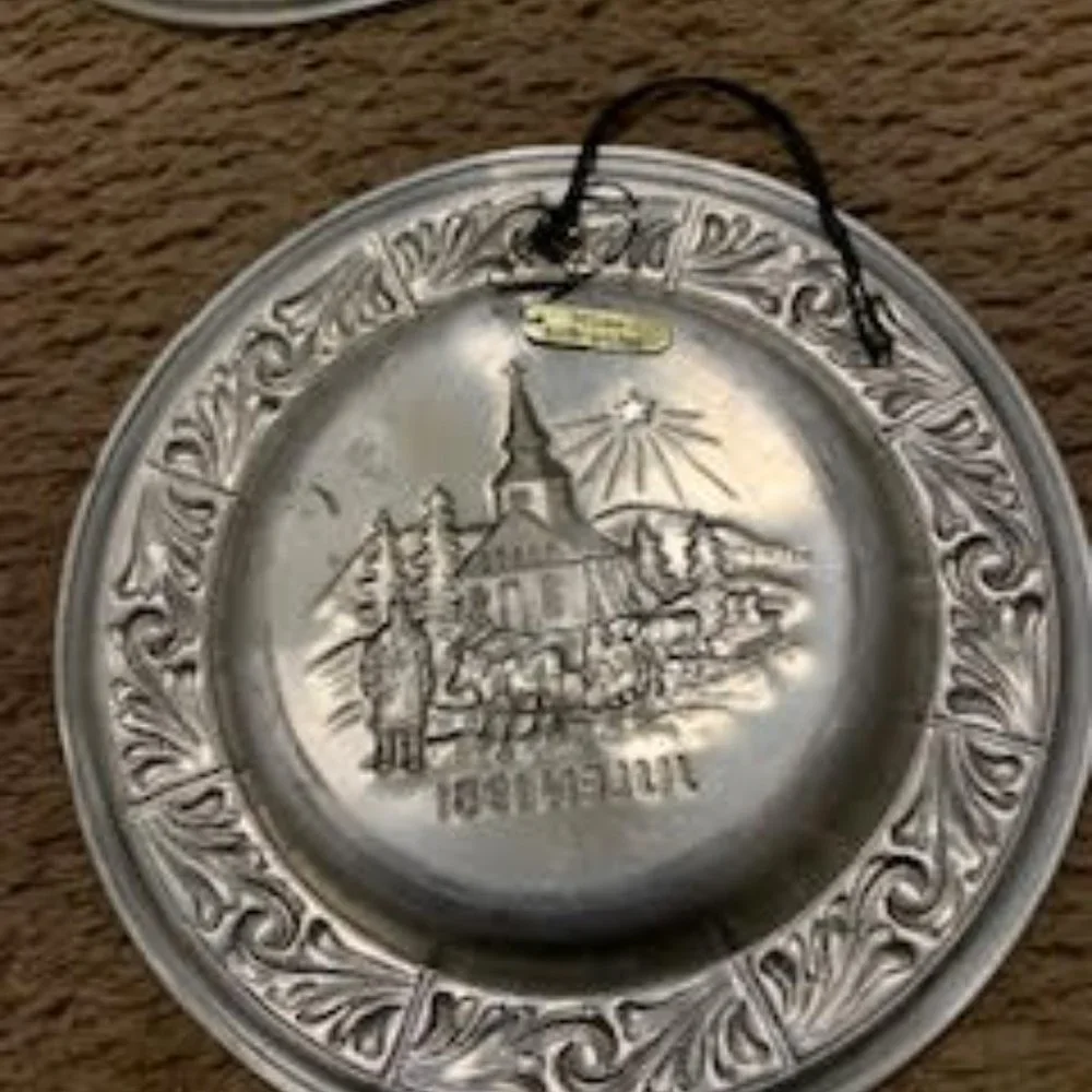 Norway Pewter plates , by Astri Holthe - Picture 9 of 10